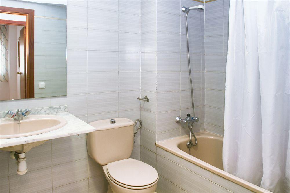 Apartamentos Arquus Center Salou Exterior photo